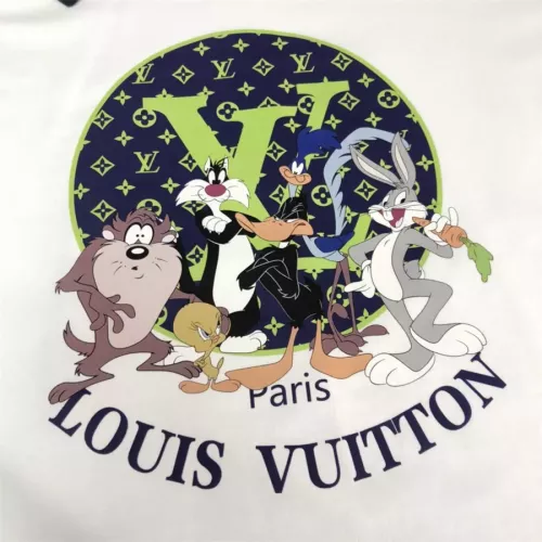 Replica Louis Vuitton LV T-Shirts Short Sleeved For Men #1343328 $45.00 USD for Wholesale