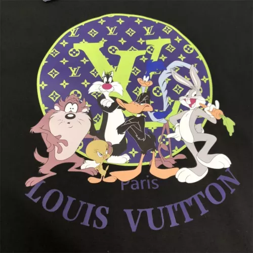 Replica Louis Vuitton LV T-Shirts Short Sleeved For Men #1343329 $45.00 USD for Wholesale