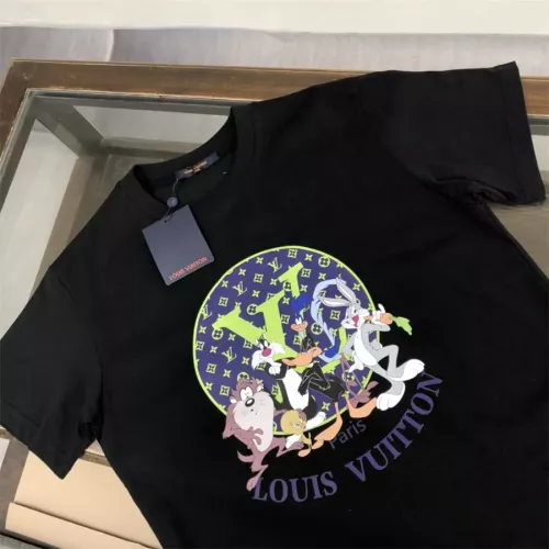 Replica Louis Vuitton LV T-Shirts Short Sleeved For Men #1343329 $45.00 USD for Wholesale
