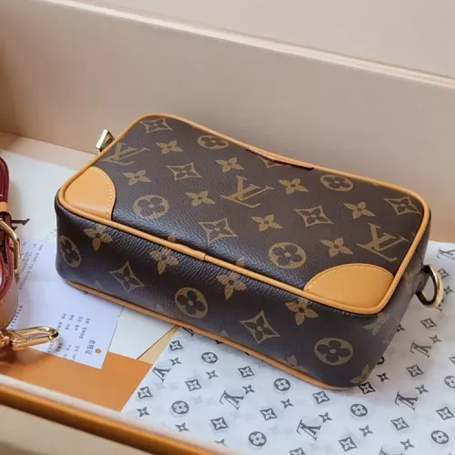 Replica Louis Vuitton AAA Quality Messenger Bags #1343354 $115.00 USD for Wholesale
