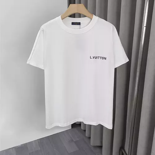 Replica Louis Vuitton LV T-Shirts Short Sleeved For Men #1343403 $36.00 USD for Wholesale