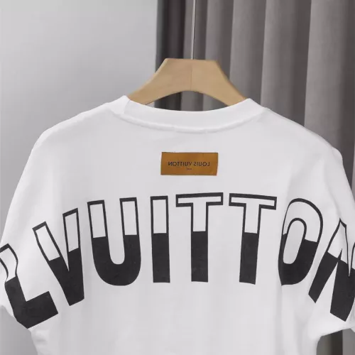 Replica Louis Vuitton LV T-Shirts Short Sleeved For Men #1343403 $36.00 USD for Wholesale