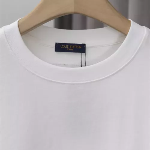 Replica Louis Vuitton LV T-Shirts Short Sleeved For Men #1343403 $36.00 USD for Wholesale
