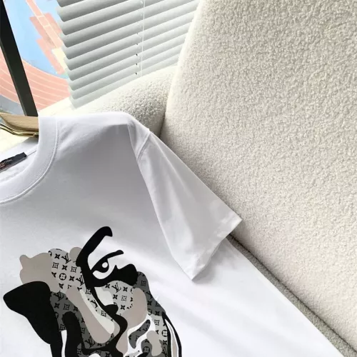 Replica Louis Vuitton LV T-Shirts Short Sleeved For Men #1343470 $45.00 USD for Wholesale