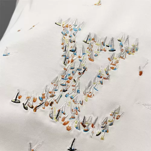 Replica Louis Vuitton LV T-Shirts Short Sleeved For Unisex #1343476 $42.00 USD for Wholesale