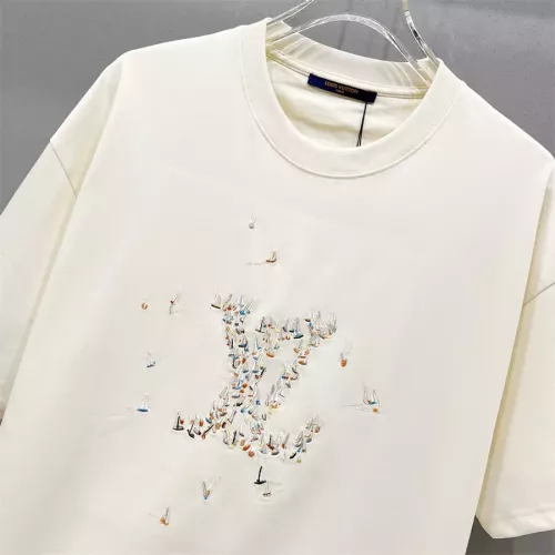 Replica Louis Vuitton LV T-Shirts Short Sleeved For Unisex #1343476 $42.00 USD for Wholesale