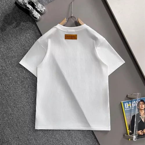 Replica Louis Vuitton LV T-Shirts Short Sleeved For Unisex #1343666 $40.00 USD for Wholesale