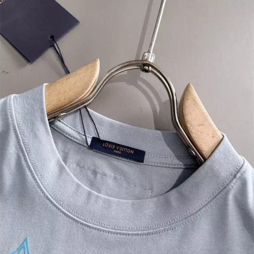 Replica Louis Vuitton LV T-Shirts Short Sleeved For Unisex #1343667 $40.00 USD for Wholesale