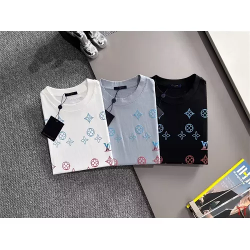 Replica Louis Vuitton LV T-Shirts Short Sleeved For Unisex #1343668 $40.00 USD for Wholesale