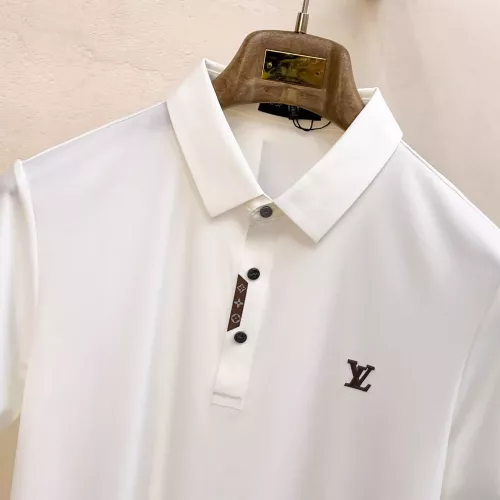 Replica Louis Vuitton LV T-Shirts Short Sleeved For Men #1343716 $48.00 USD for Wholesale