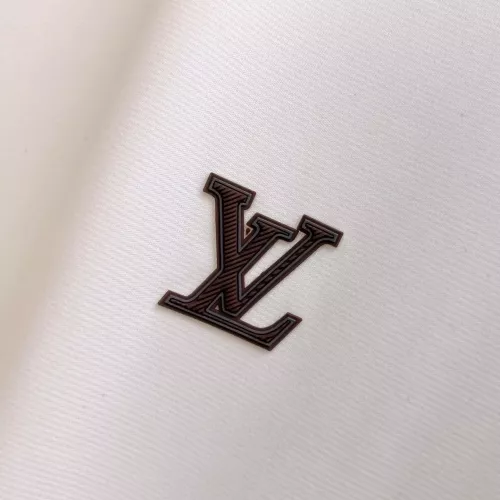 Replica Louis Vuitton LV T-Shirts Short Sleeved For Men #1343716 $48.00 USD for Wholesale