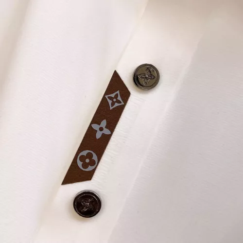 Replica Louis Vuitton LV T-Shirts Short Sleeved For Men #1343716 $48.00 USD for Wholesale