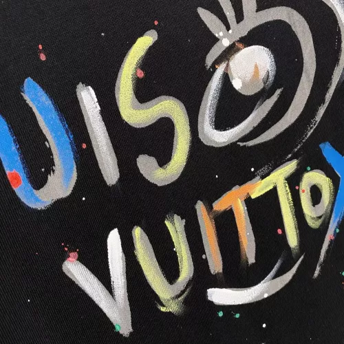 Replica Louis Vuitton LV T-Shirts Short Sleeved For Unisex #1343796 $60.00 USD for Wholesale