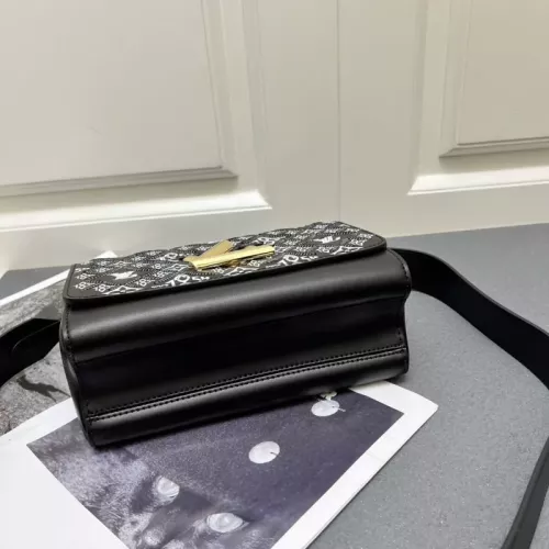 Replica Louis Vuitton AAA Quality Messenger Bags For Women #1344835 $115.00 USD for Wholesale