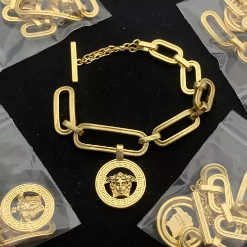 Cheap Versace Bracelets #1345525, $$27.00 USD On Versace Bracelets