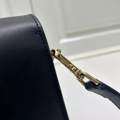 Replica Burberry AAA Quality Messenger Bags For Women #1345759 $115.00 USD for Wholesale