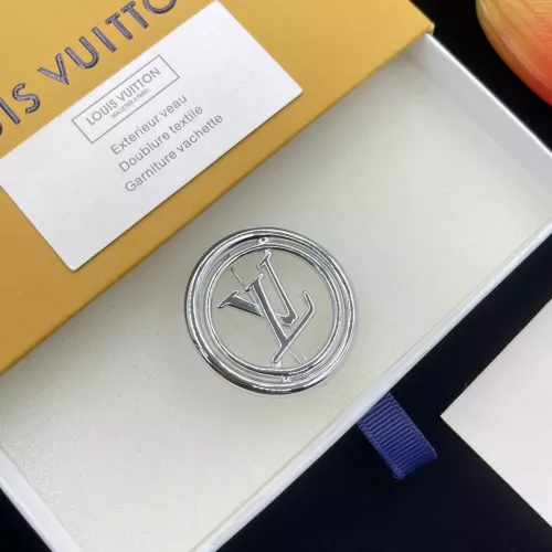 Cheap Louis Vuitton LV Brooches #1345810, $$25.00 USD On Louis Vuitton LV Brooches