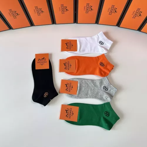 Replica Hermes Socks #1345914 $27.00 USD for Wholesale