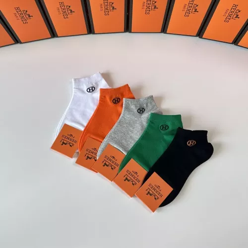 Replica Hermes Socks #1345914 $27.00 USD for Wholesale