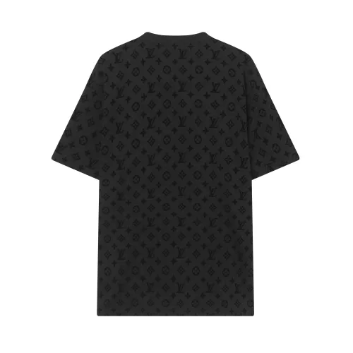 Replica Louis Vuitton LV T-Shirts Short Sleeved For Unisex #1346419 $32.00 USD for Wholesale