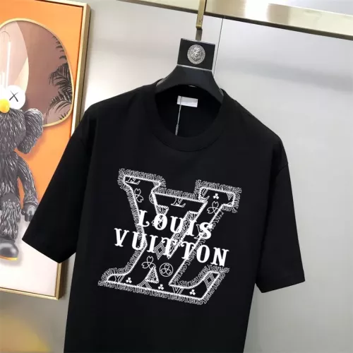 Replica Louis Vuitton LV T-Shirts Short Sleeved For Men #1346993 $40.00 USD for Wholesale
