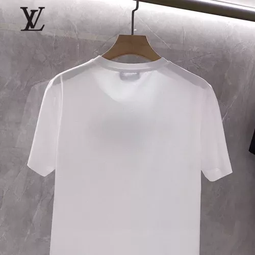 Replica Louis Vuitton LV T-Shirts Short Sleeved For Unisex #1347095 $25.00 USD for Wholesale