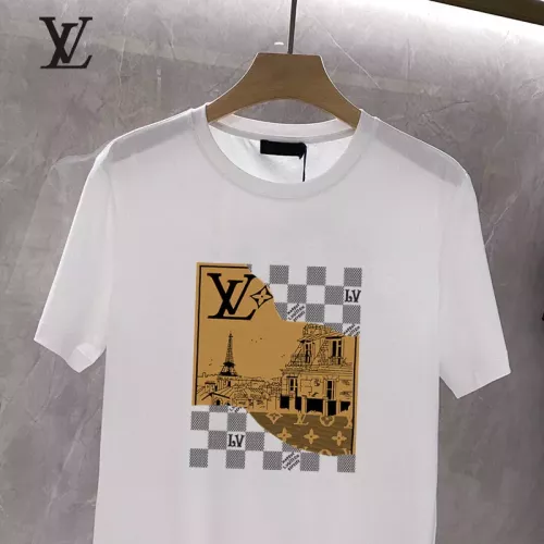 Replica Louis Vuitton LV T-Shirts Short Sleeved For Unisex #1347097 $25.00 USD for Wholesale