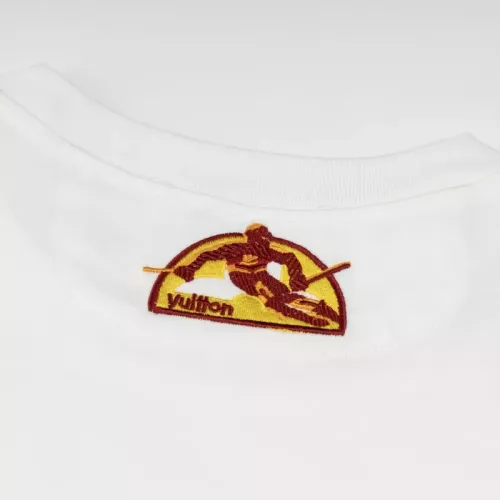 Replica Louis Vuitton LV T-Shirts Short Sleeved For Unisex #1347235 $45.00 USD for Wholesale
