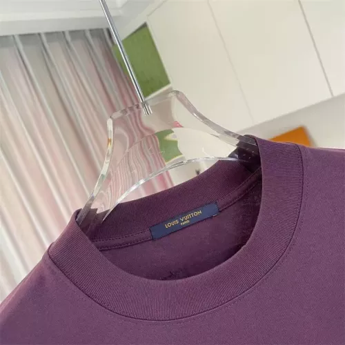 Replica Louis Vuitton LV T-Shirts Short Sleeved For Unisex #1347273 $42.00 USD for Wholesale