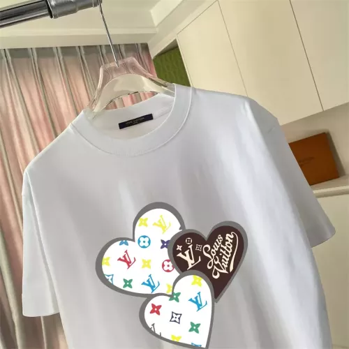 Replica Louis Vuitton LV T-Shirts Short Sleeved For Unisex #1347290 $42.00 USD for Wholesale