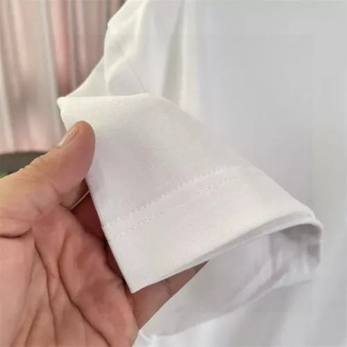 Replica Louis Vuitton LV T-Shirts Short Sleeved For Unisex #1347310 $42.00 USD for Wholesale