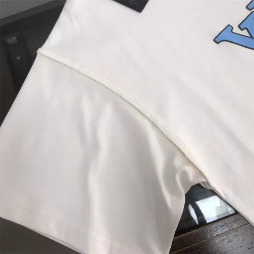 Replica Louis Vuitton LV T-Shirts Short Sleeved For Men #1347316 $45.00 USD for Wholesale
