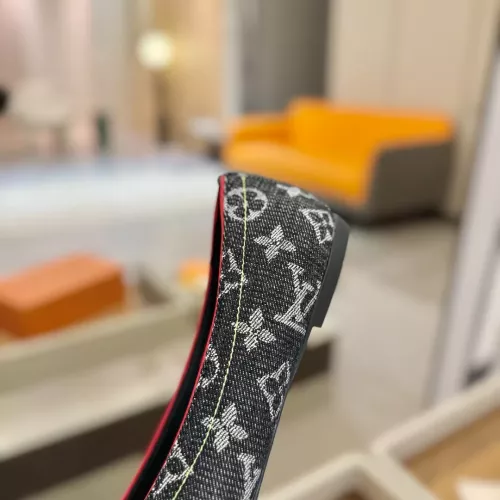 Replica Louis Vuitton Flat Shoes For Women #1348806 $96.00 USD for Wholesale