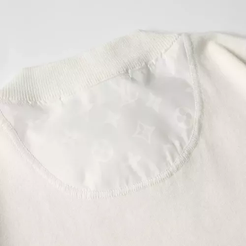 Replica Louis Vuitton LV T-Shirts Short Sleeved For Unisex #1349711 $41.00 USD for Wholesale