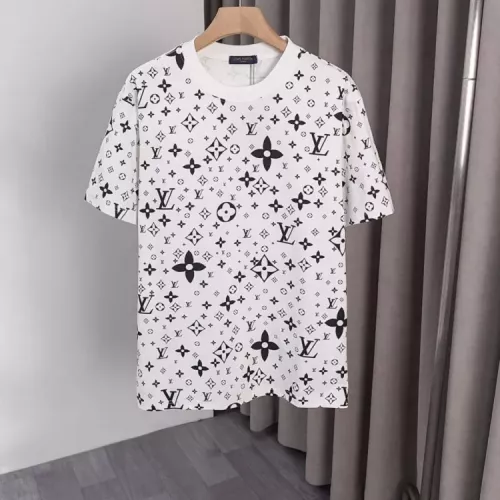 Cheap Louis Vuitton LV T-Shirts Short Sleeved For Unisex #1349764, $$32.00 USD On Louis Vuitton LV T-Shirts