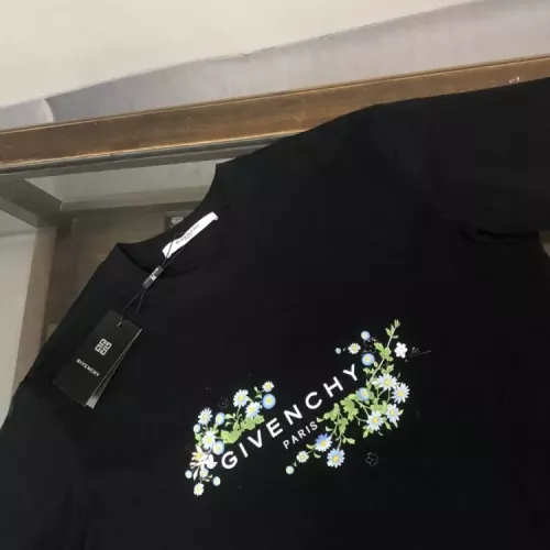 Replica Givenchy T-Shirts Short Sleeved For Unisex #1349846 $42.00 USD for Wholesale