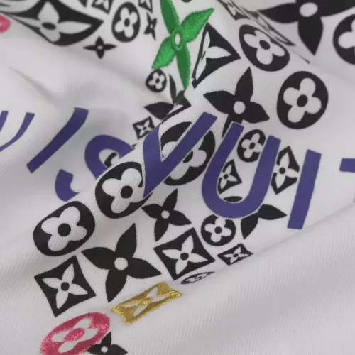 Replica Louis Vuitton LV T-Shirts Short Sleeved For Unisex #1350145 $42.00 USD for Wholesale