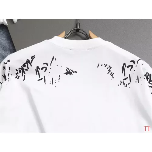 Replica Gucci T-Shirts Short Sleeved For Unisex #1350195 $39.00 USD for Wholesale