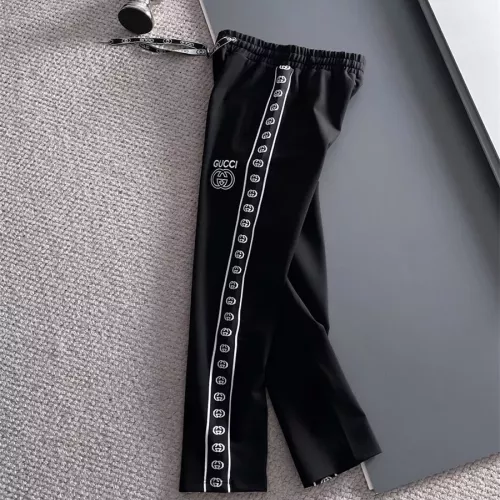 Replica Gucci Tracksuits Long Sleeved For Men #1350266 $96.00 USD for Wholesale