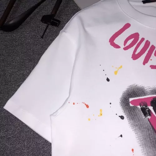Replica Louis Vuitton LV T-Shirts Short Sleeved For Unisex #1350764 $42.00 USD for Wholesale