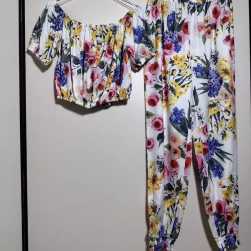 Replica Dolce & Gabbana D&G Tracksuits Short Sleeved For Women #1350892 $100.00 USD for Wholesale
