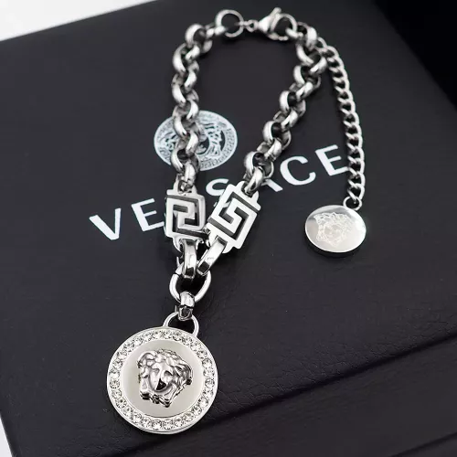 Cheap Versace Bracelets #1350998, $$27.00 USD On Versace Bracelets