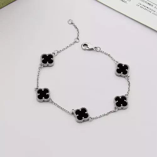 Cheap Van Cleef &amp; Arpels Bracelets For Women #1351335, $$29.00 USD On Van Cleef &amp; Arpels Bracelets