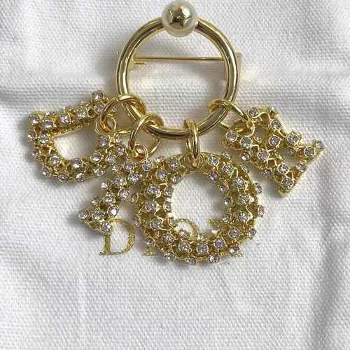 Replica Christian Dior Brooches For Women #1351688 $38.00 USD for Wholesale