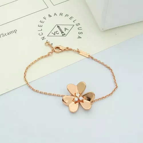 Cheap Van Cleef &amp; Arpels Bracelets For Women #1351815, $$25.00 USD On Van Cleef &amp; Arpels Bracelets