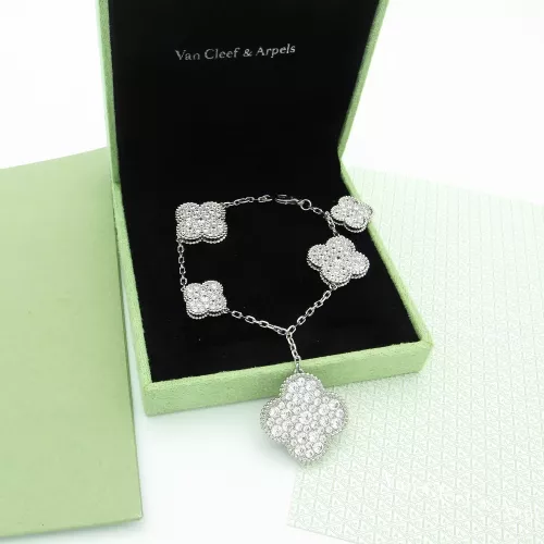 Cheap Van Cleef &amp; Arpels Bracelets For Women #1351860, $$39.00 USD On Van Cleef &amp; Arpels Bracelets