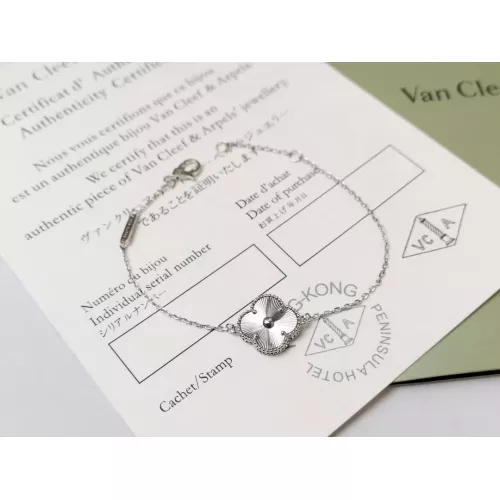 Cheap Van Cleef &amp; Arpels Bracelets For Women #1351879, $$25.00 USD On Van Cleef &amp; Arpels Bracelets