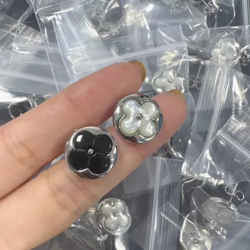 Cheap Louis Vuitton Earrings For Women #1352709, $$23.00 USD On Louis Vuitton Earrings