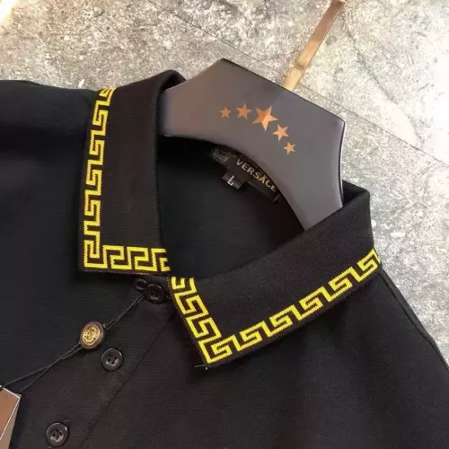 Replica Versace T-Shirts Short Sleeved For Men #1354468 $34.00 USD for Wholesale
