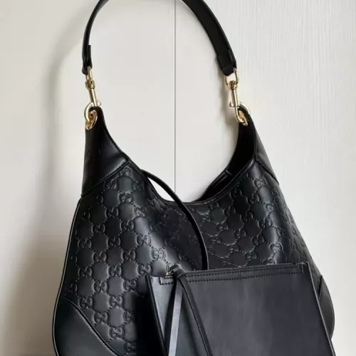 Replica Gucci AAA Quality Shoulder Bags For Women #1357033 $88.00 USD for Wholesale